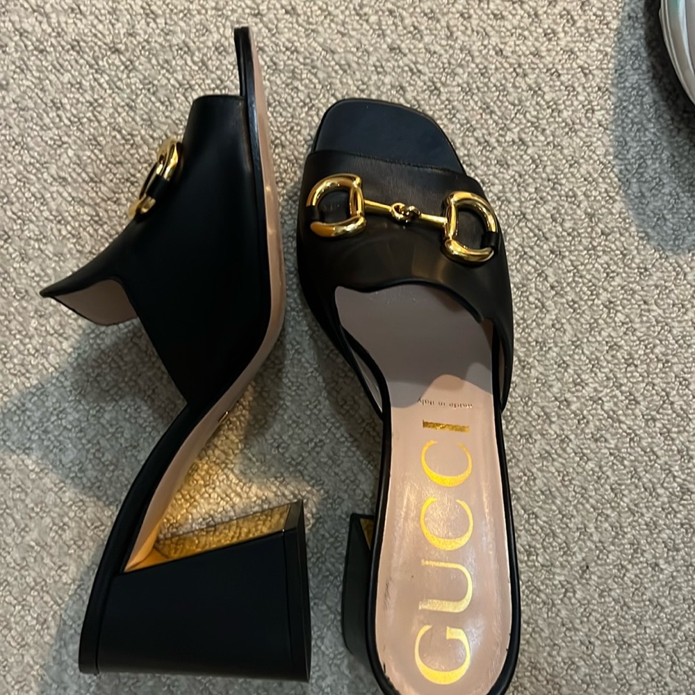 Gucci women’s heeled slide sandal with horsebit